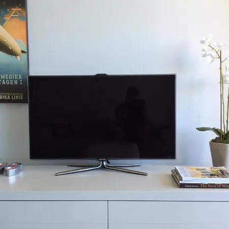 Del Mar Apartment